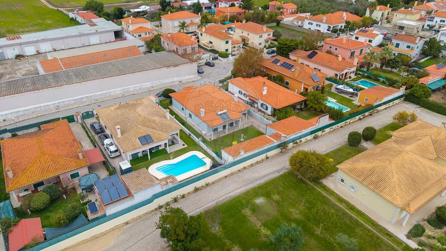 Moradia T3 para Venda em Azeitão (São Lourenço e São Simão) Foto 37