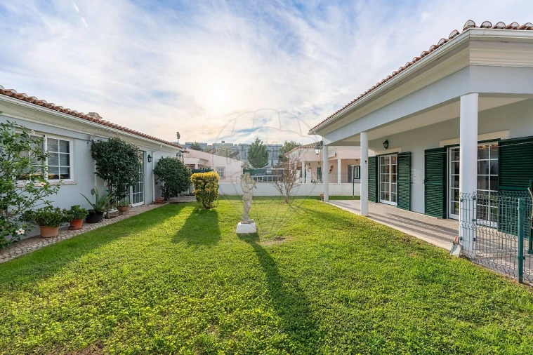 Moradia T3 para Venda em Azeitão (São Lourenço e São Simão) Foto 5