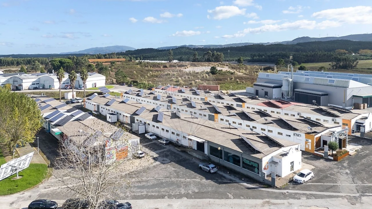 Armazém para Venda em Ramalhal Foto 5