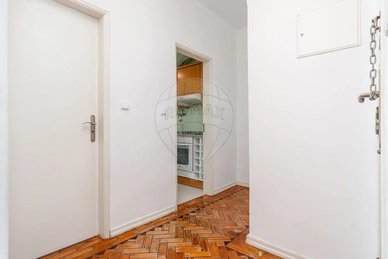 Apartamento T1 para Arrendamento em Almada, Cova da Piedade, Pragal e Cacilhas Foto 16