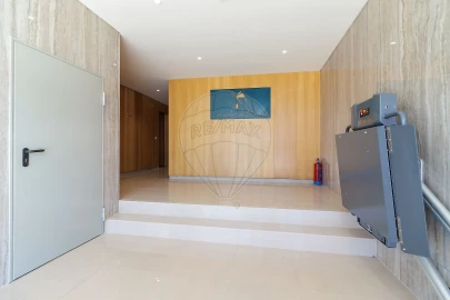 Apartamento T2 para Venda em Vialonga