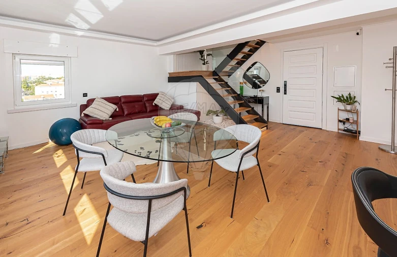 Apartamento T2 para Venda em Beato Foto 8