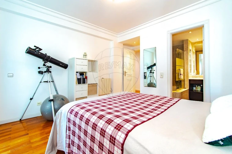 Apartamento T3 para Venda em Oeiras e São Julião da Barra, Paço de Arcos e Caxias Foto 16