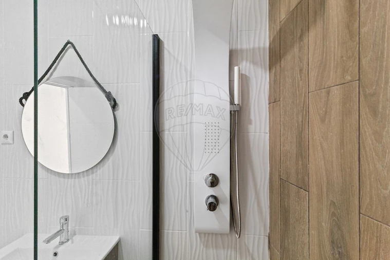 Apartamento T1 para Venda em Almada, Cova da Piedade, Pragal e Cacilhas Foto 16