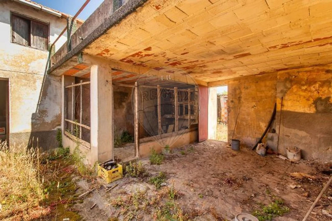 Moradia T4 para Venda em Moita Foto 22