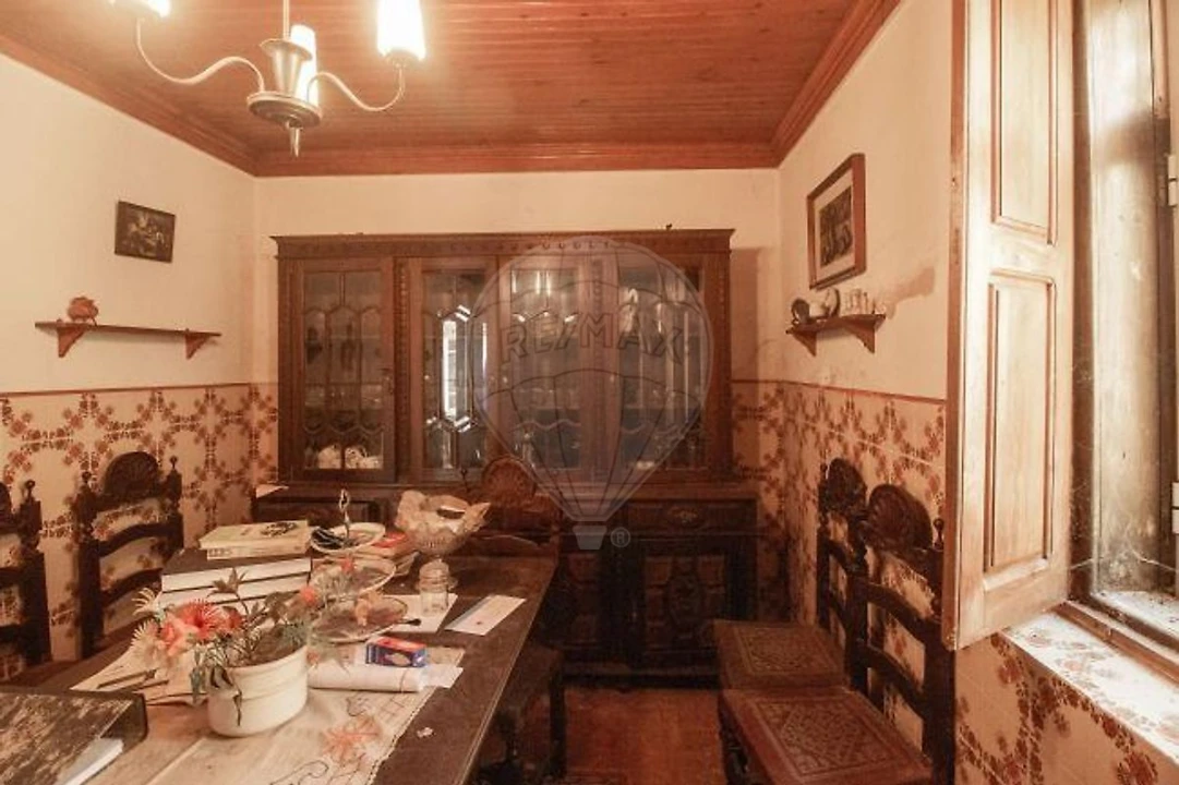 Moradia T4 para Venda em Moita Foto 3