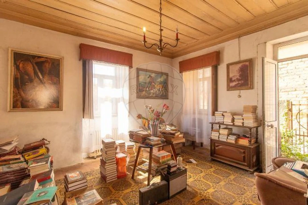 Moradia T4 para Venda em Moita Foto 1