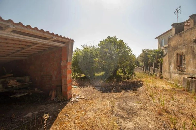 Moradia T4 para Venda em Moita Foto 40