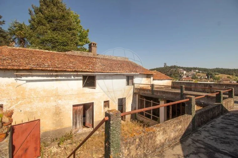 Moradia T4 para Venda em Moita Foto 26