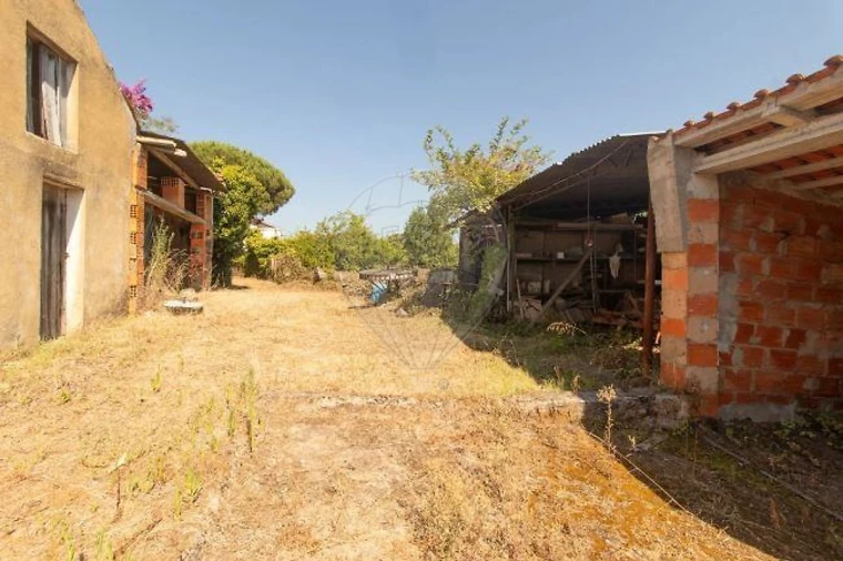 Moradia T4 para Venda em Moita Foto 39