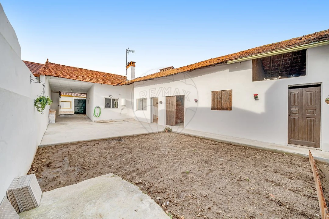 Moradia T3 para Venda em Oiã Foto 19