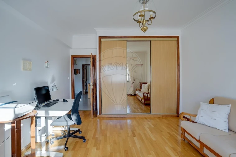 Apartamento T3 para Venda em Samora Correia Foto 23