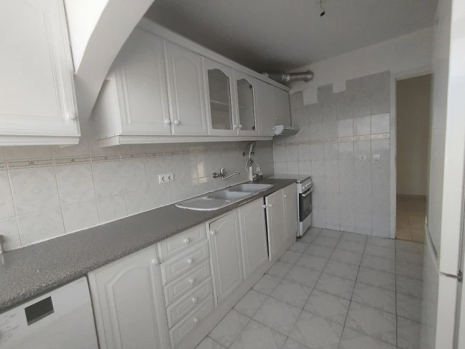 Apartamento T2 para Venda em Corroios Foto 5