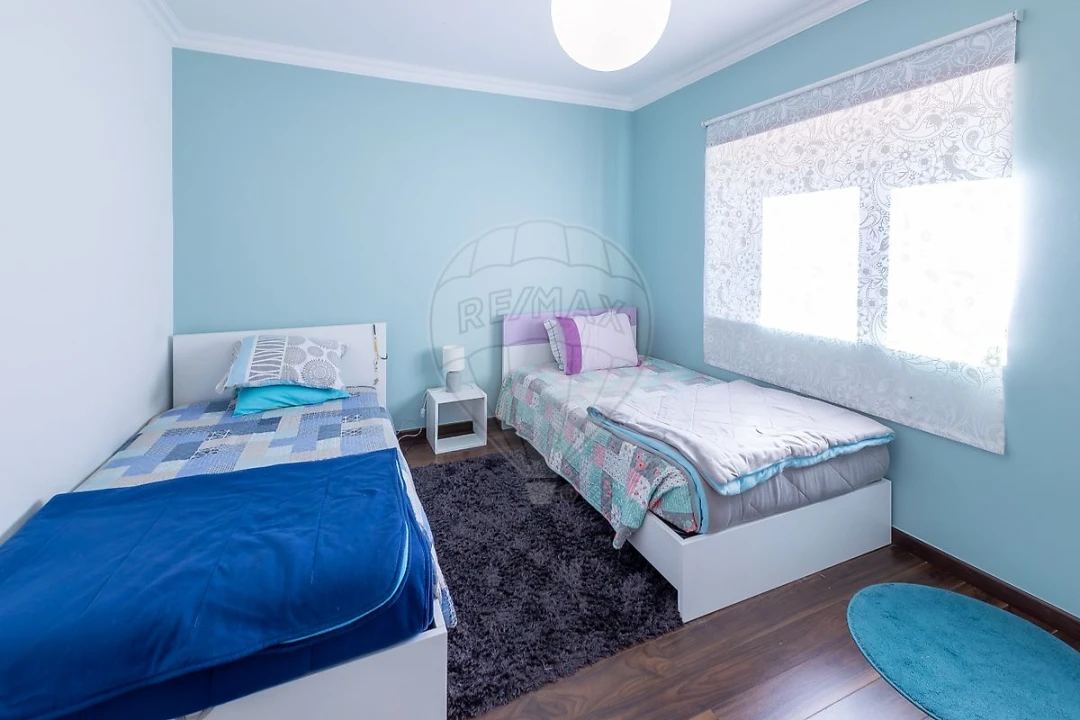 Moradia T3 para Venda em Salir de Matos Foto 12