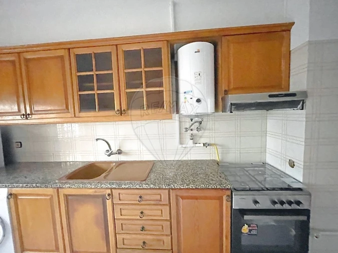 Apartamento T2 para Venda em Amora Foto 9
