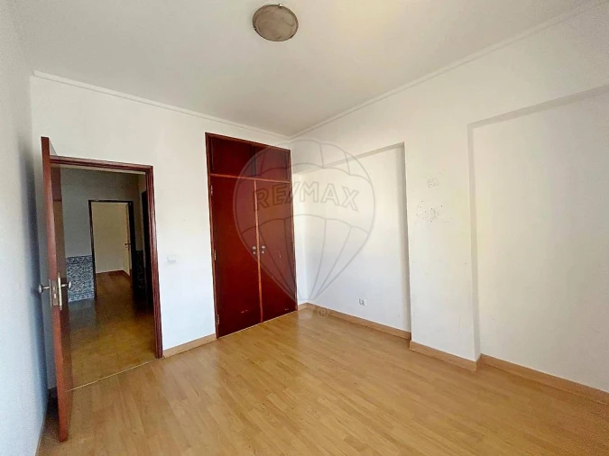 Apartamento T3 para Venda em Seixal, Arrentela e Aldeia de Paio Pires Foto 12