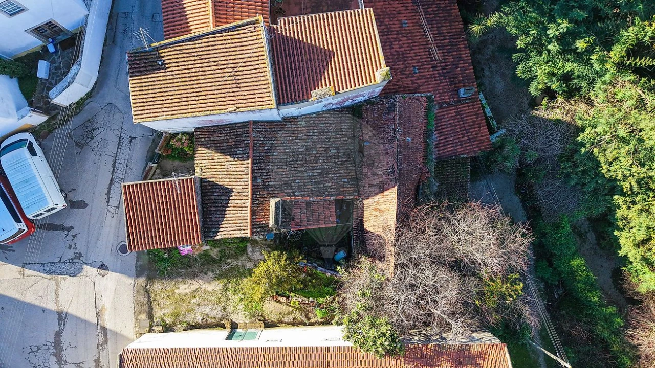 Moradia T2 para Venda em Dois Portos e Runa Foto 6