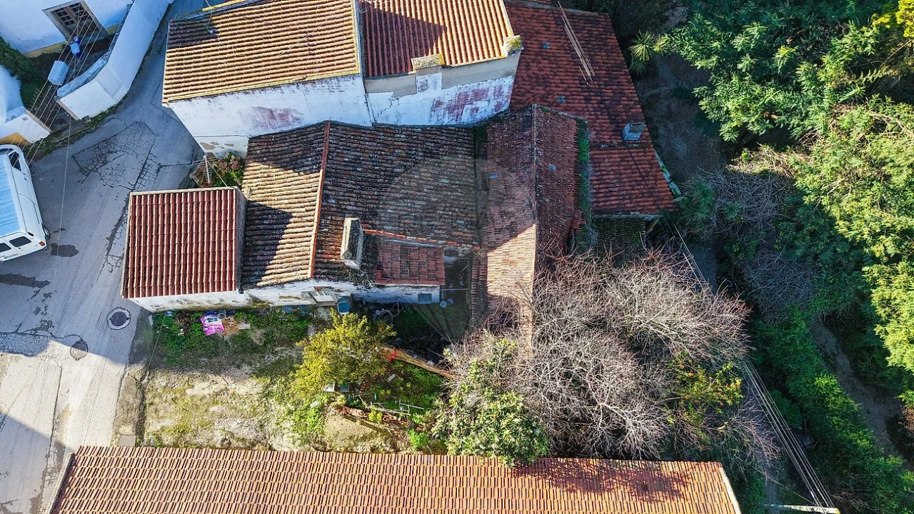 Moradia T2 para Venda em Dois Portos e Runa Foto 8