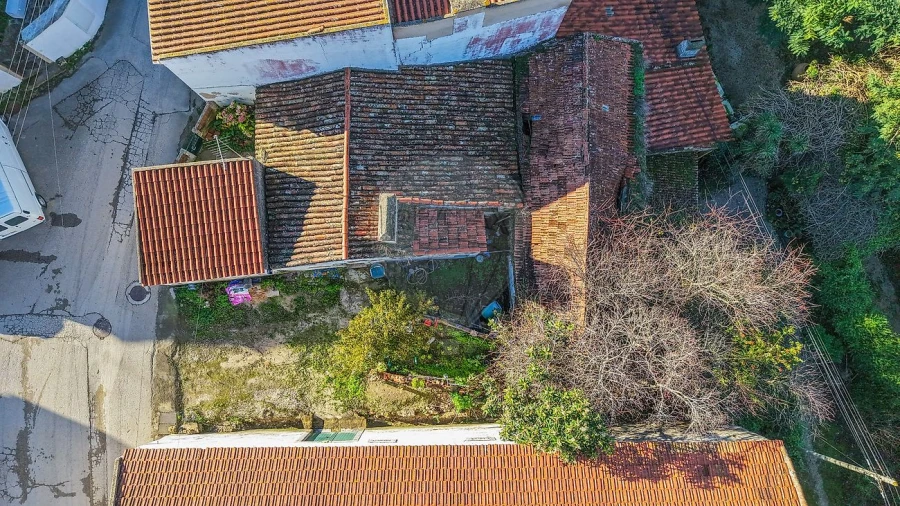 Moradia T2 para Venda em Dois Portos e Runa Foto 12