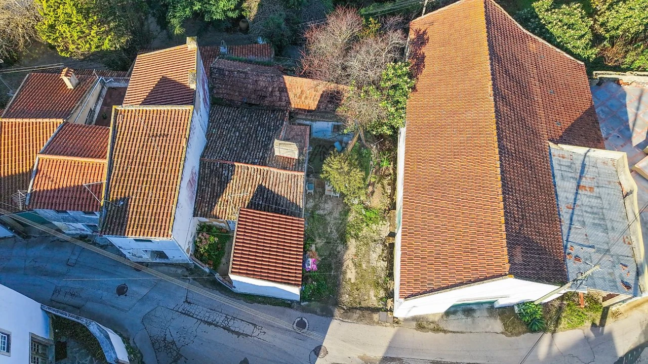 Moradia T2 para Venda em Dois Portos e Runa Foto 3