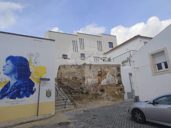 Moradia T1 para Venda em Azambuja Foto 2