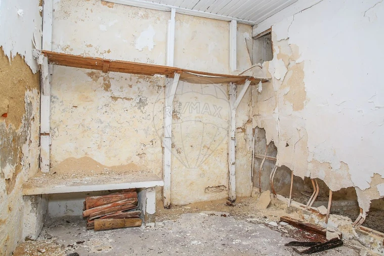 Prédio para Venda em Azambuja Foto 21