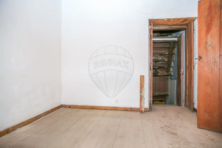 Prédio para Venda em Azambuja Foto 5