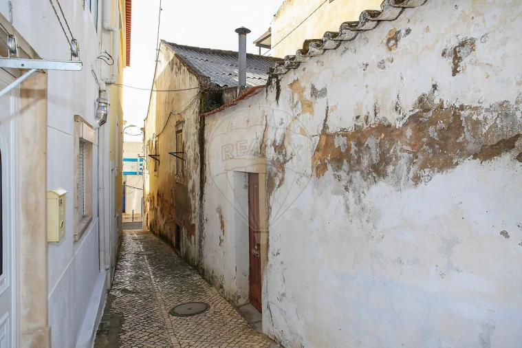 Prédio para Venda em Azambuja Foto 29