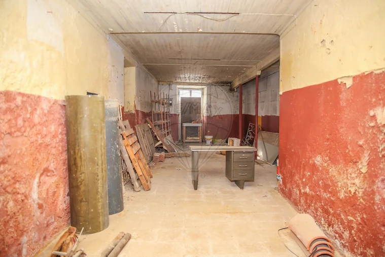 Prédio para Venda em Azambuja Foto 22