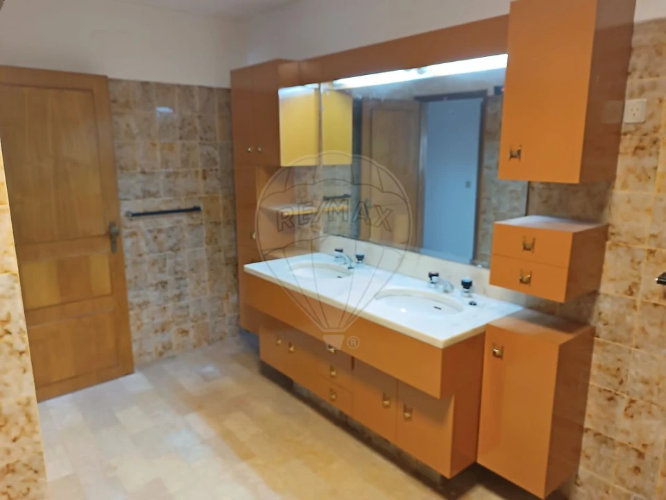 Moradia T3 para Venda em Samora Correia Foto 37