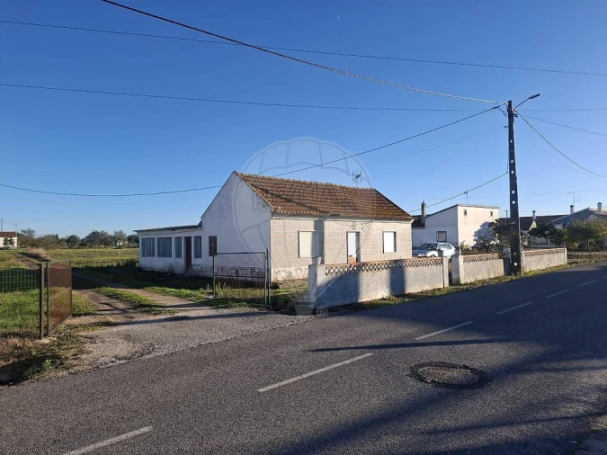 Moradia T2 para Venda em Glória do Ribatejo e Granho Foto 9