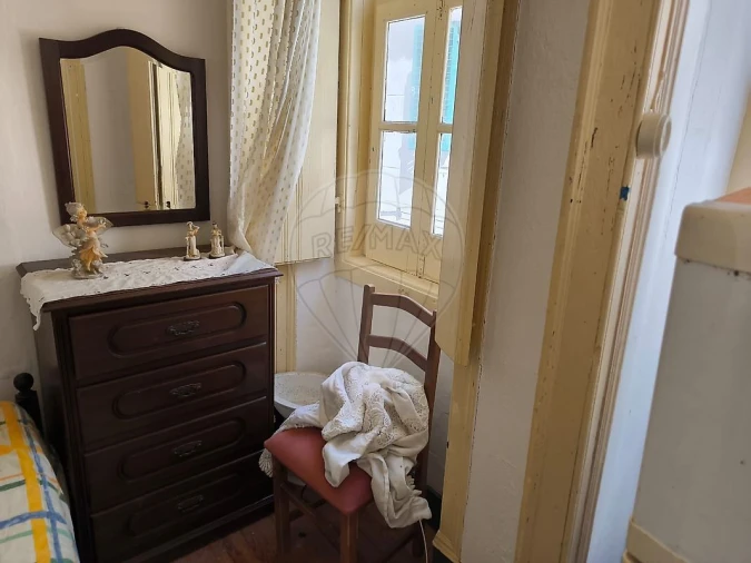 Apartamento T2 para Venda em Nazare Foto 11