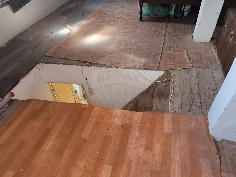 Apartamento T2 para Venda em Nazare Foto 3