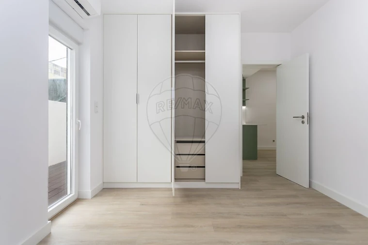 Apartamento T1 para Venda em Barreiro e Lavradio Foto 19