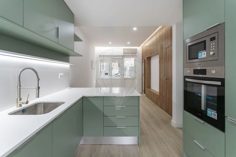 Apartamento T1 para Venda em Barreiro e Lavradio Foto 7