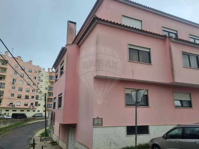 Apartamento T2 para Venda em Cacém e São Marcos Foto 3