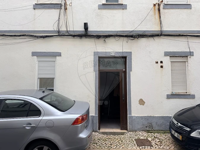 Apartamento T2 para Venda em Algés, Linda-A-Velha e Cruz Quebrada-Dafundo Foto 5