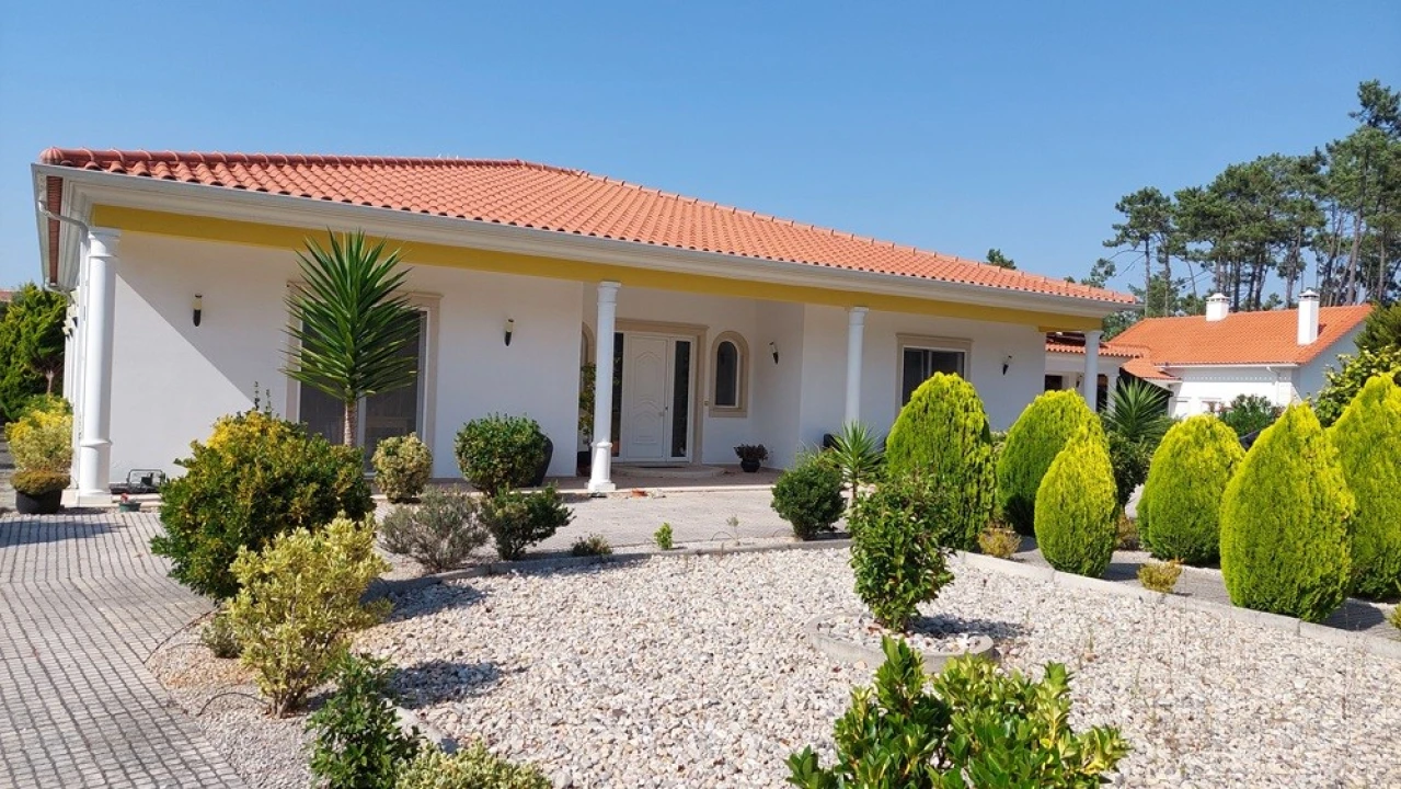 Moradia T4 para Venda em Coimbrão Foto 41