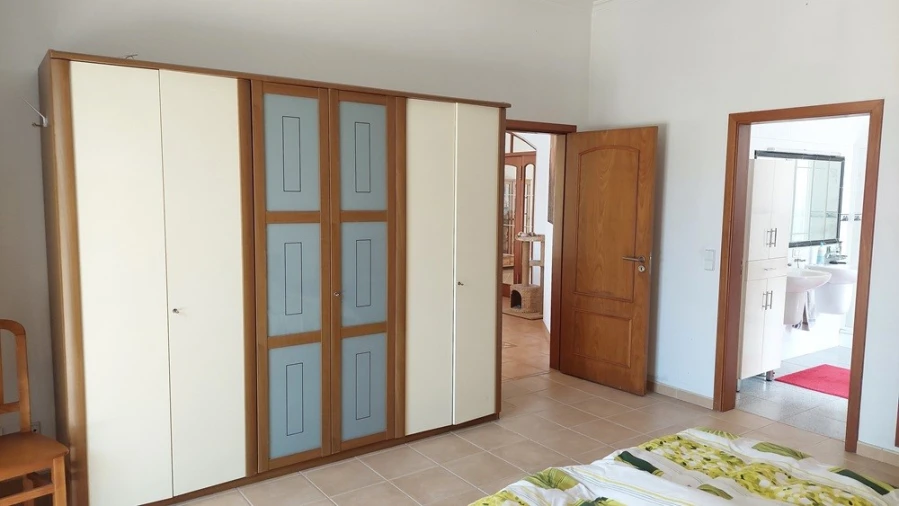 Moradia T4 para Venda em Coimbrão Foto 13