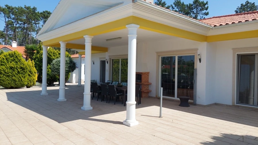 Moradia T4 para Venda em Coimbrão Foto 24