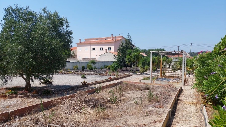 Moradia T4 para Venda em Coimbrão Foto 35