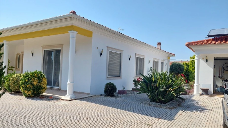 Moradia T4 para Venda em Coimbrão Foto 39