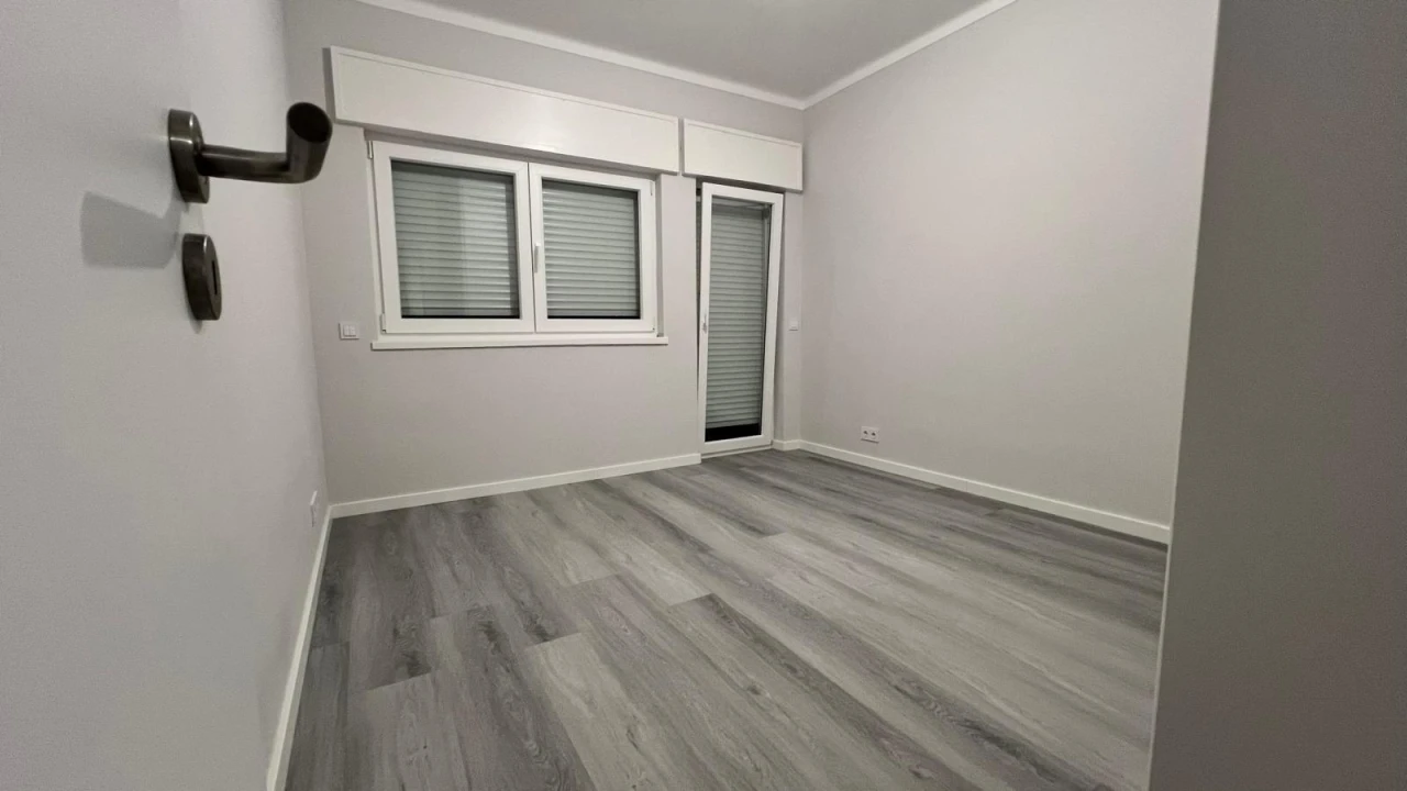 Apartamento T3 para Venda em Portimão Foto 11