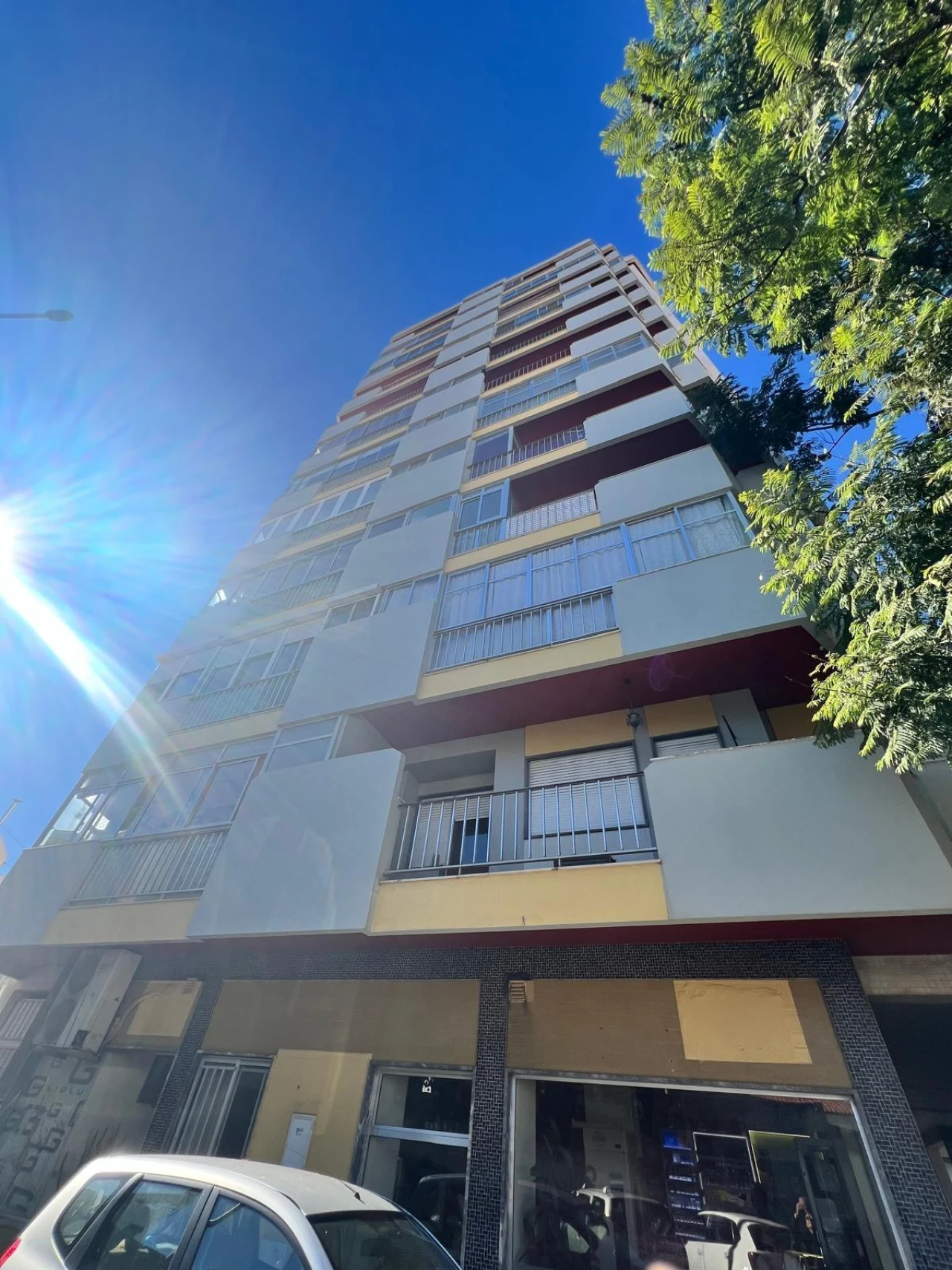 Apartamento T3 para Venda em Portimão Foto 18