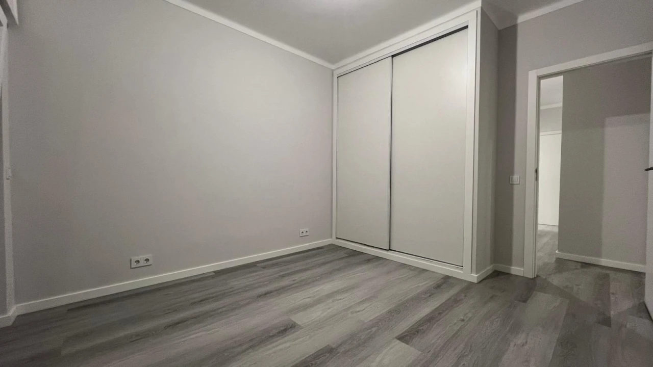 Apartamento T3 para Venda em Portimão Foto 6