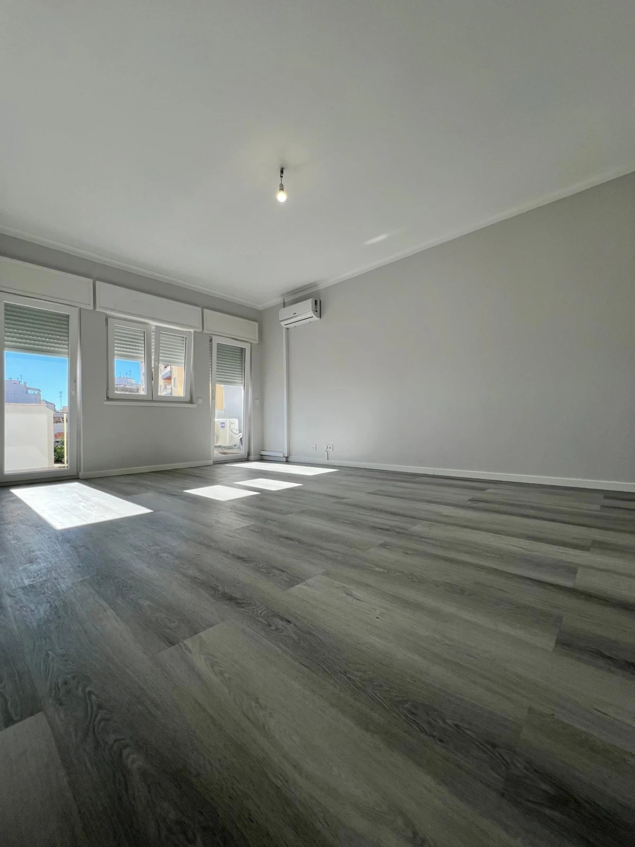 Apartamento T3 para Venda em Portimão Foto 1
