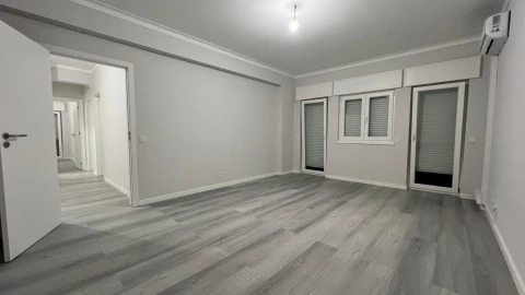 Apartamento T3 para Venda em Portimão