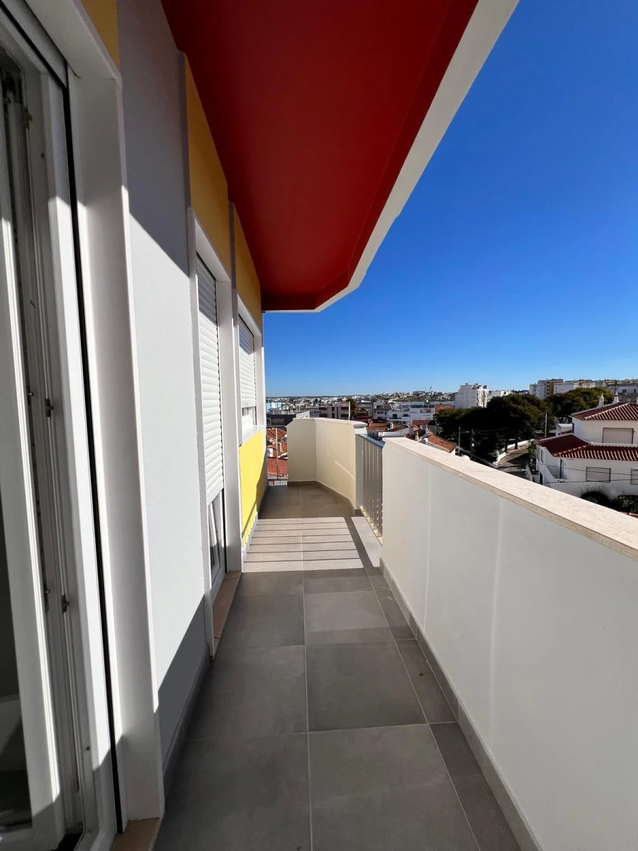 Apartamento T3 para Venda em Portimão Foto 22