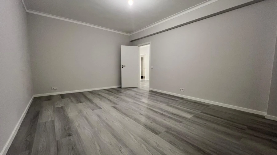 Apartamento T3 para Venda em Portimão Foto 5