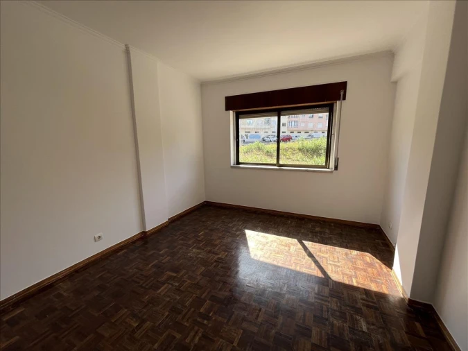 Apartamento T2 para Venda em Cacém e São Marcos Foto 12